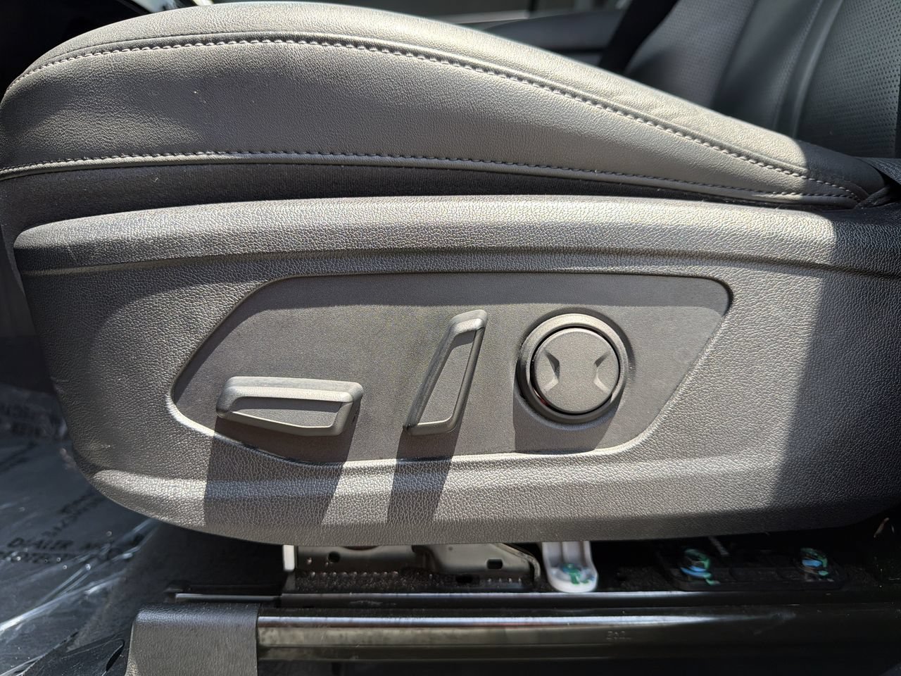 Used 2025 Kia Sorento S FWD image 20