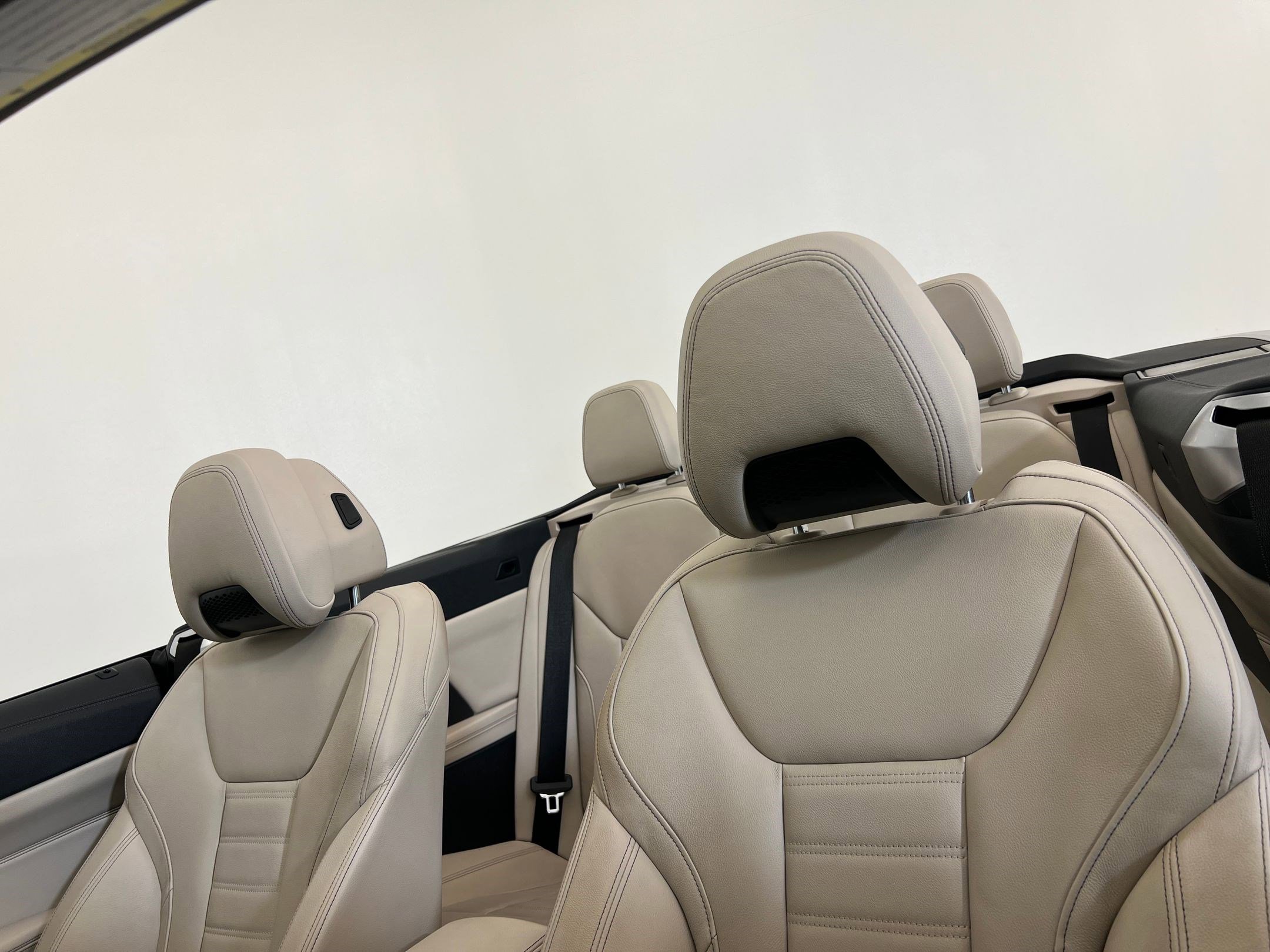 Certified 2022 BMW M440i Convertible image 23