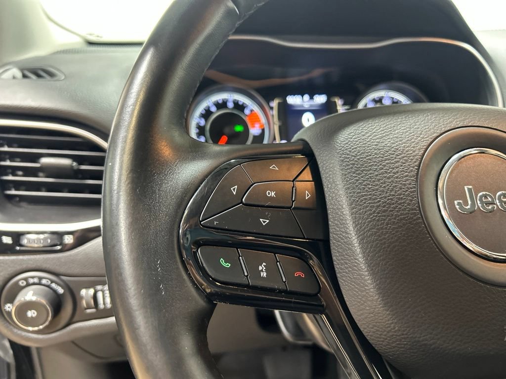 Certified 2019 Jeep Cherokee Latitude Plus AWD/4WD image 24