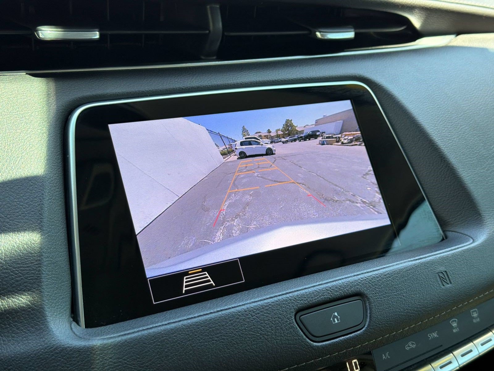 Used 2020 Cadillac XT4 Luxury FWD image 17