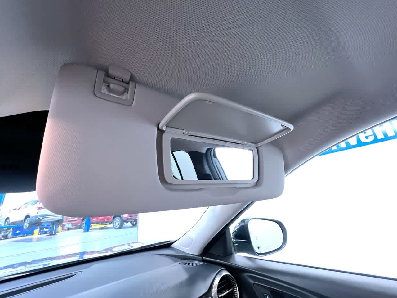 Used 2025 Chevrolet Trax ACTIV w/ Sunroof Package FWD image 33