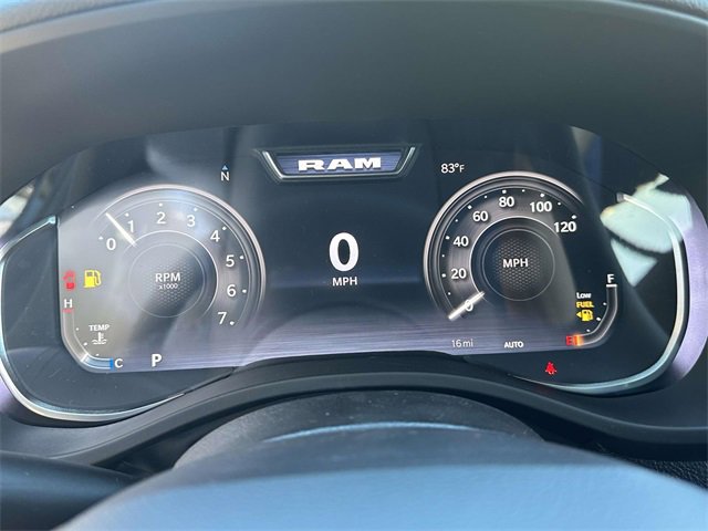 New 2026 RAM 1500 4x4 Crew Cab image 36