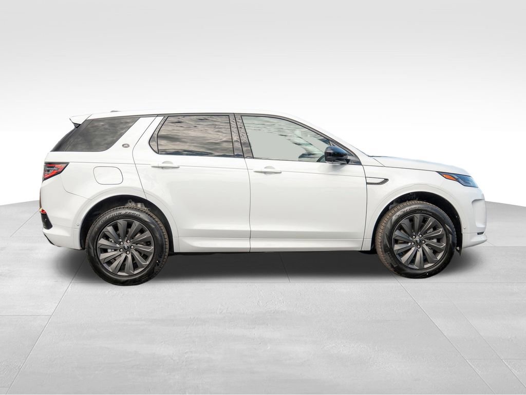 New 2025 Land Rover Discovery Sport S image 8