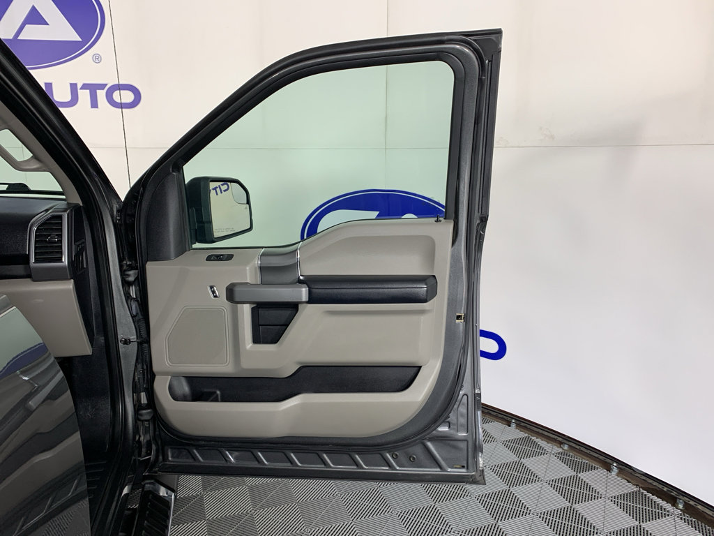 Used 2020 Ford F150 XLT w/ Equipment Group 302A Luxury image 38