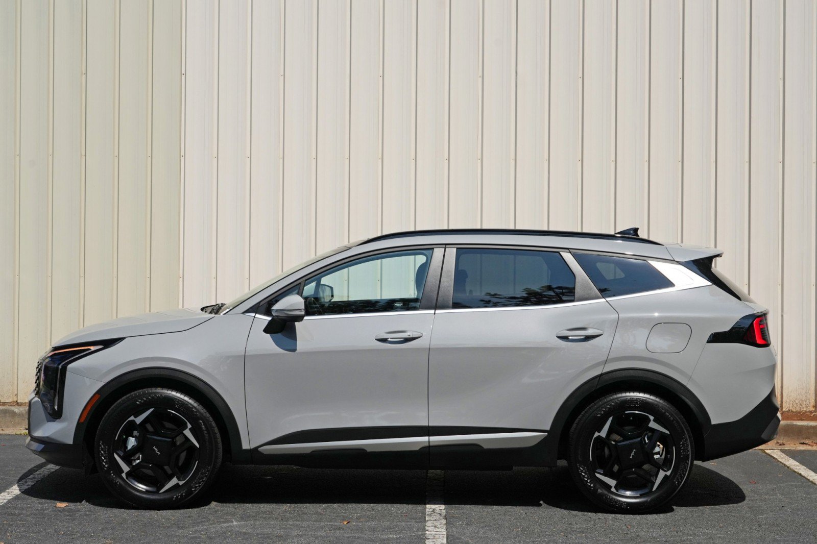 Used 2026 Kia Sportage EX w/ EX Panorama Roof Package FWD image 48