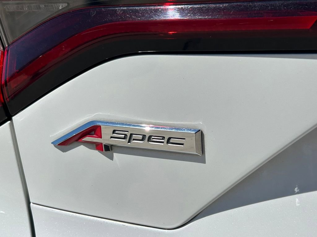 Used 2023 Acura MDX A-Spec image 13