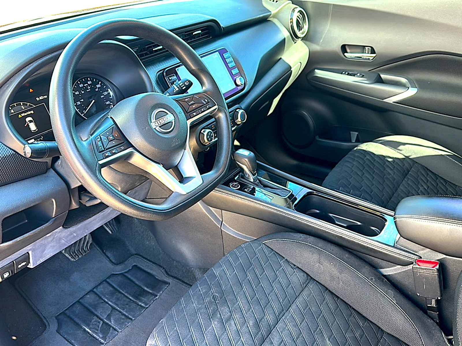 Used 2023 Nissan Kicks SV image 12