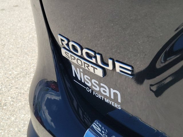 Used 2021 Nissan Rogue Sport SV FWD image 10