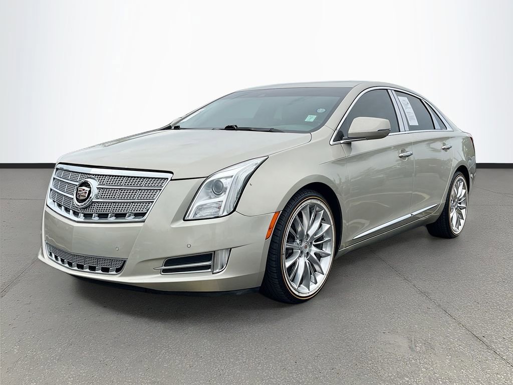 Used 2013 Cadillac XTS Platinum FWD image 3
