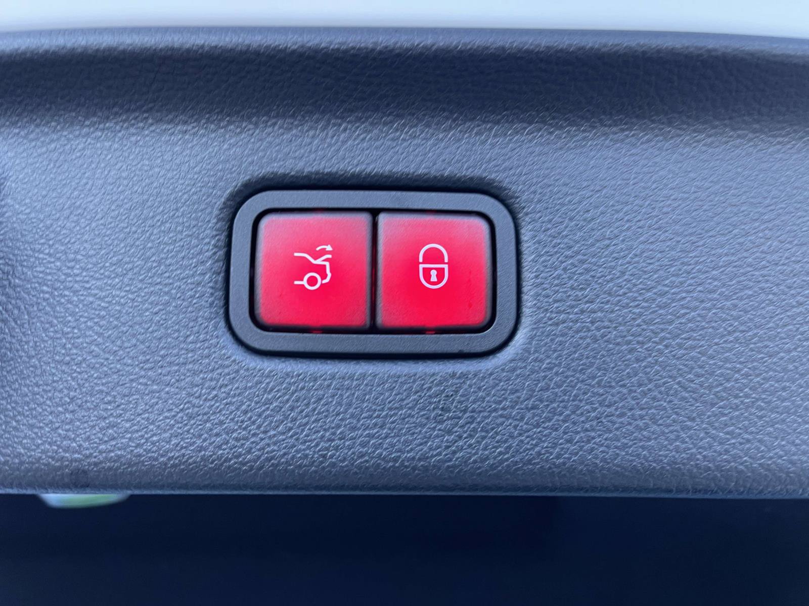 Certified 2024 Mercedes-Benz S 580e 4MATIC Sedan image 12