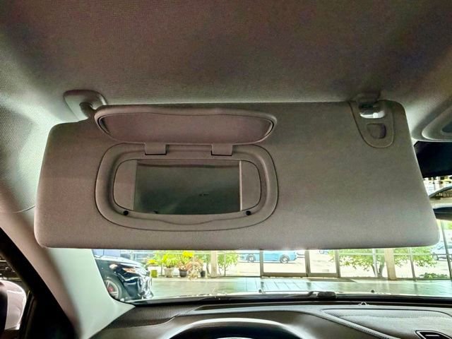 Used 2021 Jeep Cherokee Latitude FWD image 29
