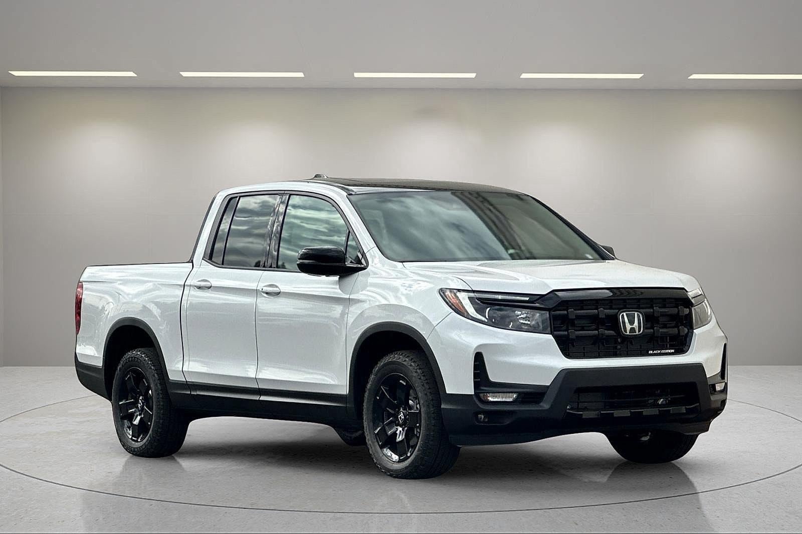 New 2026 Honda Ridgeline Black Edition image 7