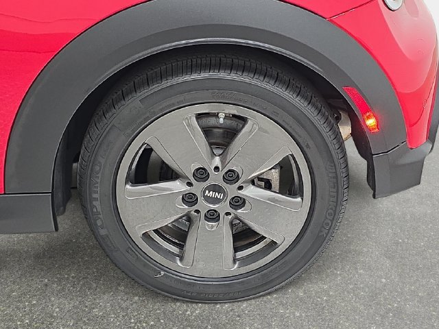 Certified 2024 MINI Cooper S FWD image 29