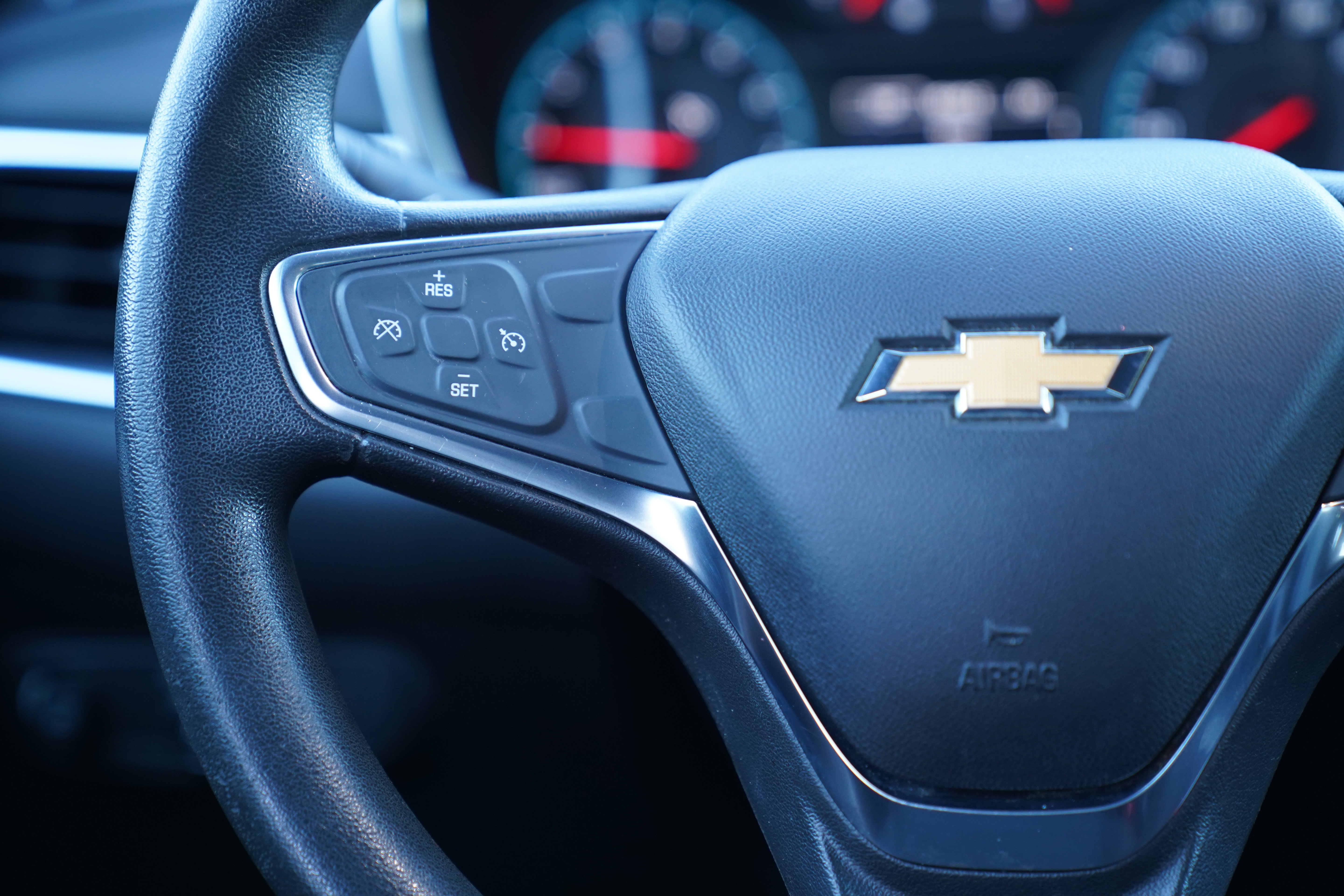 Used 2018 Chevrolet Equinox LT AWD/4WD image 18