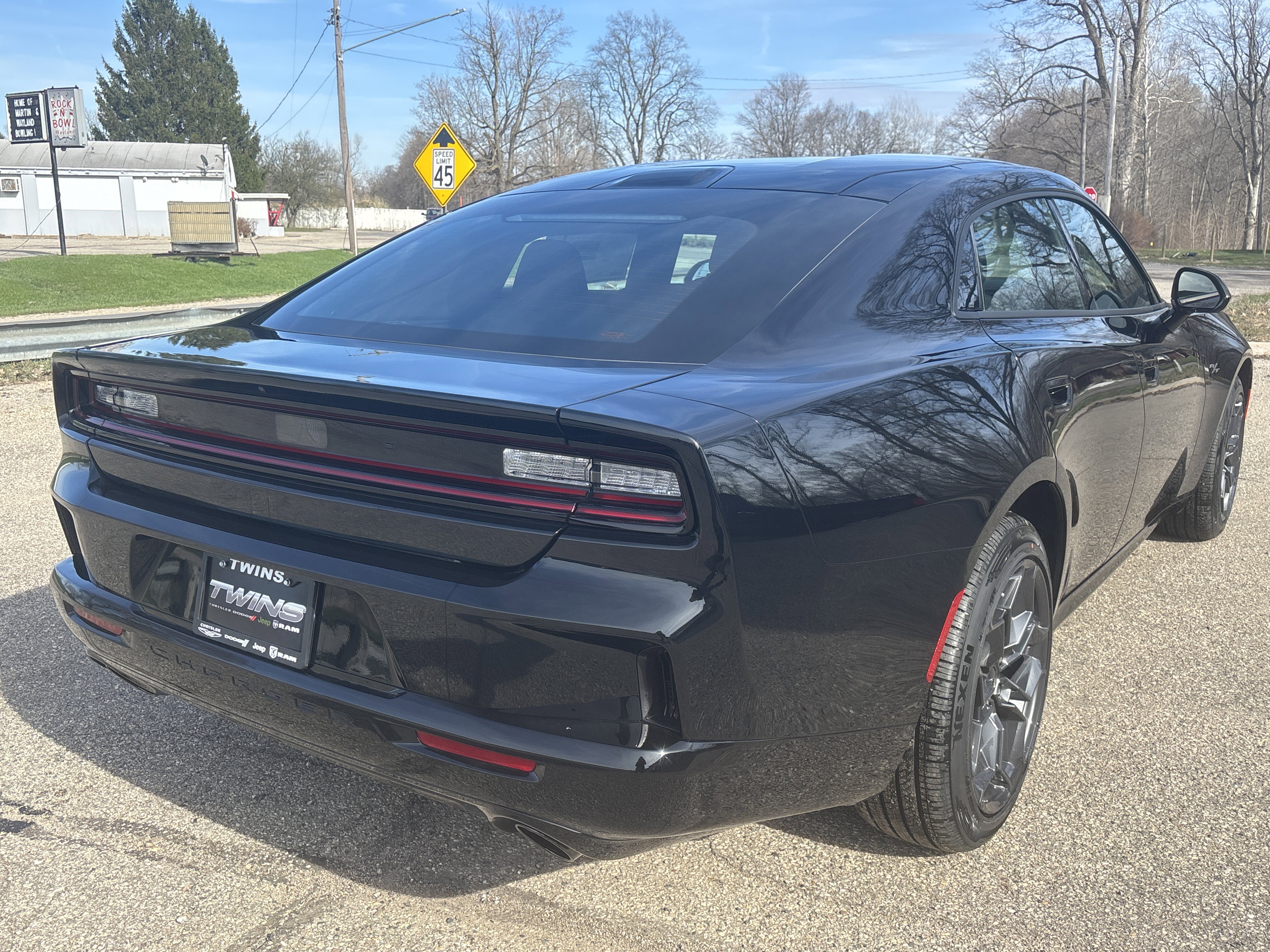 New 2026 Dodge Charger R/T AWD/4WD image 3