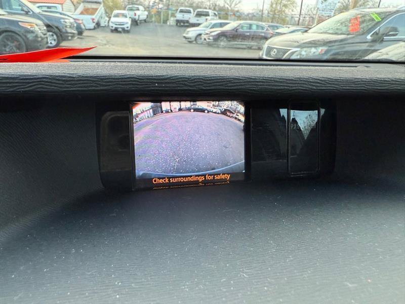 Used 2011 Toyota Sienna XLE AWD/4WD image 19