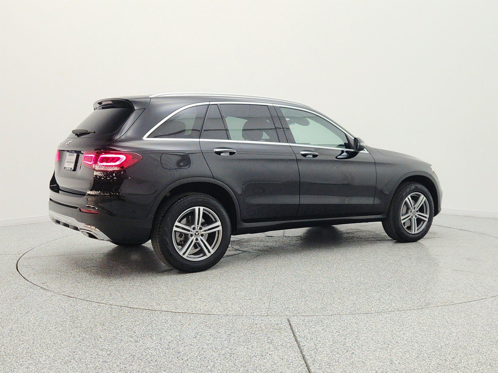 Used 2022 Mercedes-Benz GLC 300 image 5