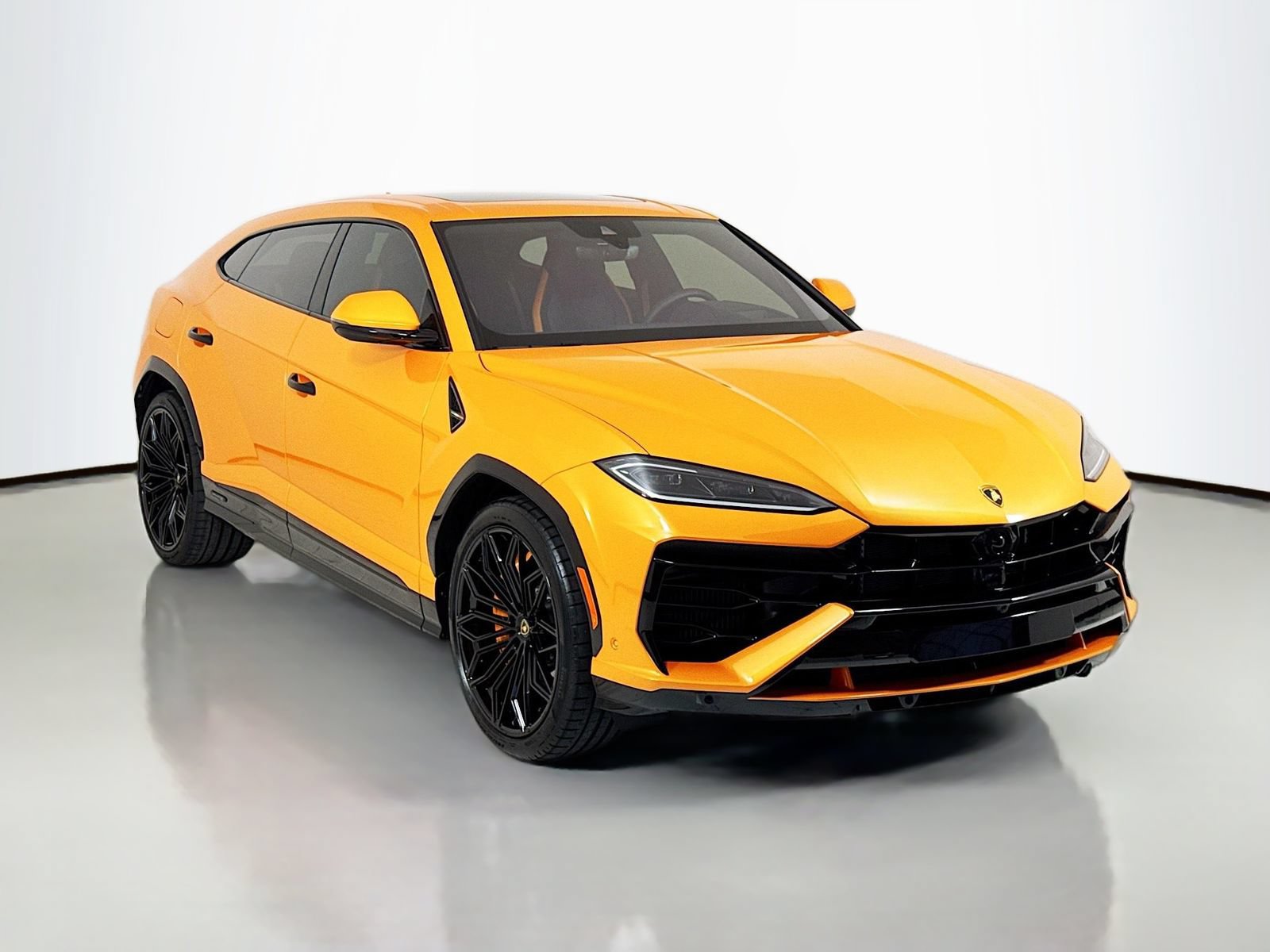 Used 2025 Lamborghini Urus SE AWD/4WD video 1