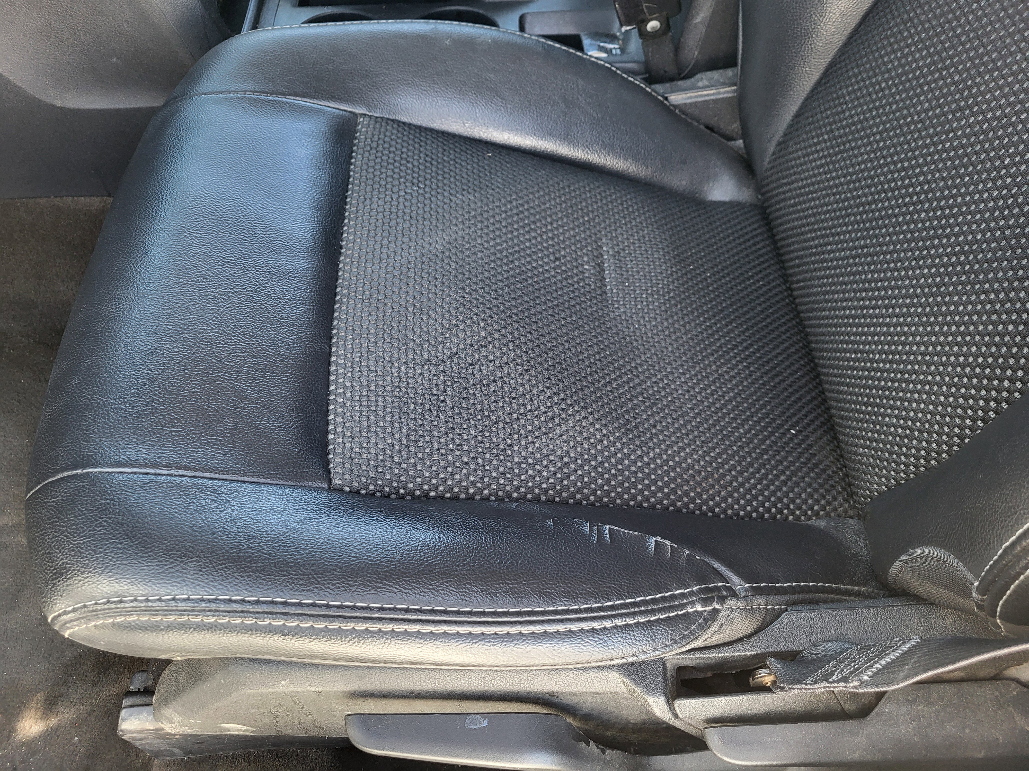 Used 2016 Jeep Compass Latitude image 23