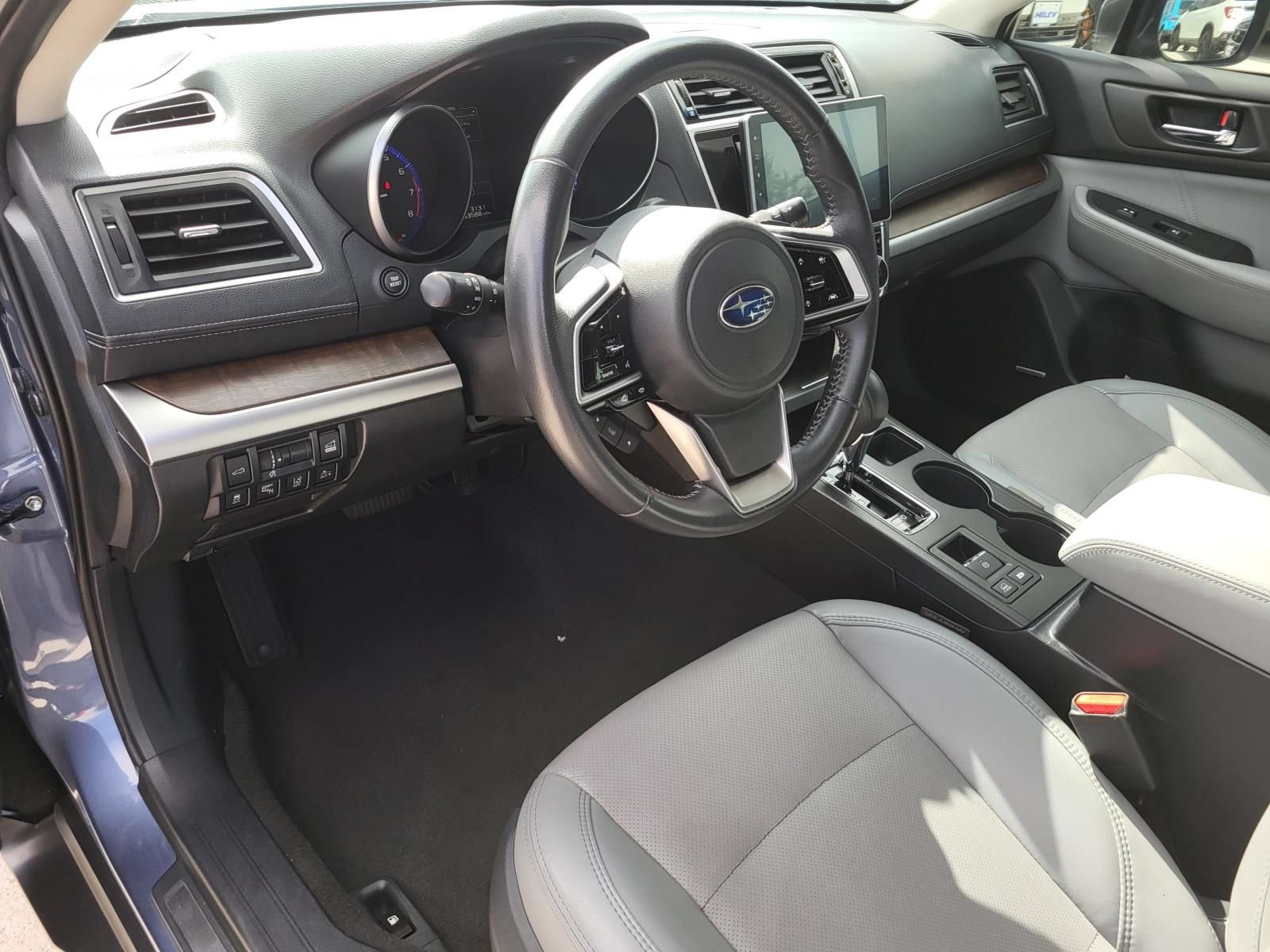 Used 2018 Subaru Outback 3.6R Limited AWD/4WD image 24