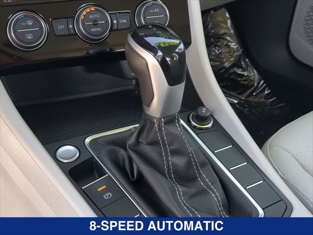 Used 2023 Volkswagen Jetta SE FWD image 17