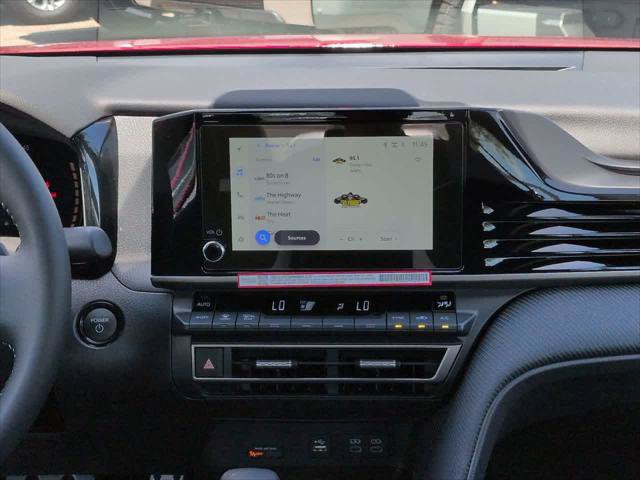 Certified 2026 Toyota Camry SE FWD image 17