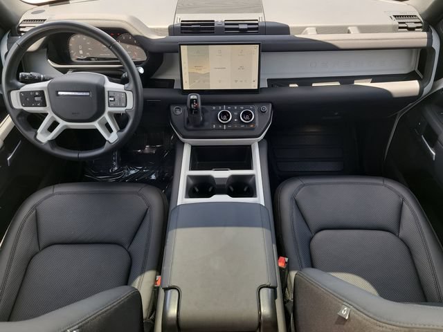 Used 2025 Land Rover Defender 110 S AWD/4WD image 10
