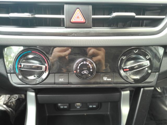 Used 2026 Kia Seltos LX image 42