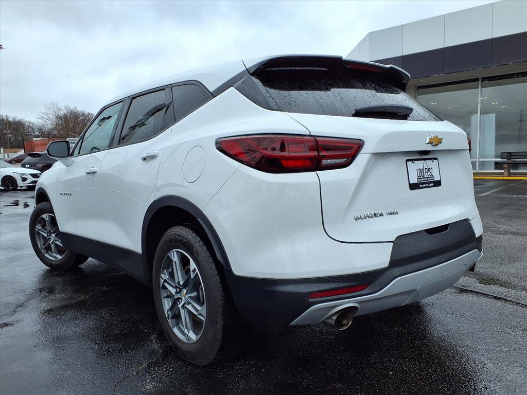 Used 2023 Chevrolet Blazer LT image 32