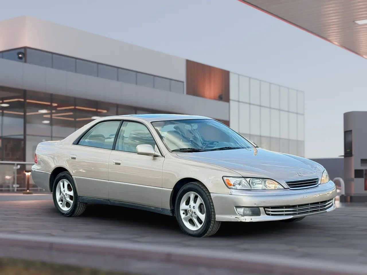 Used 2000 Lexus ES 330 image 13
