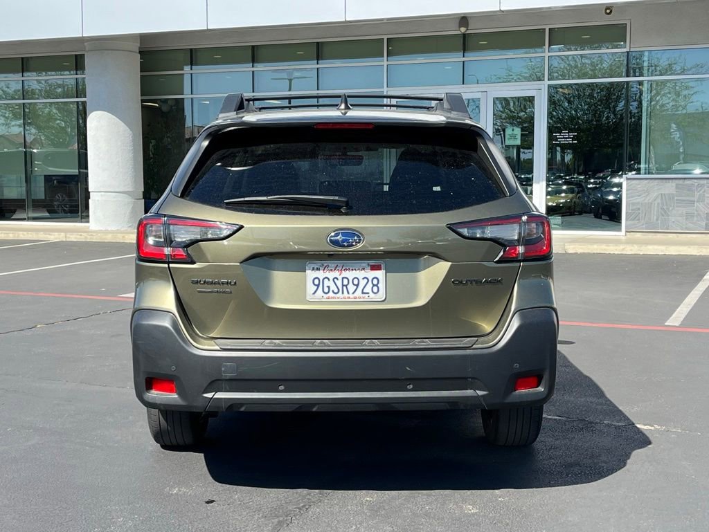 Used 2023 Subaru Outback Onyx Edition AWD/4WD image 4