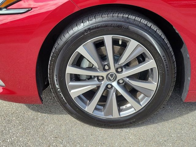 Used 2021 Lexus ES 350 w/ Accessory Package image 8