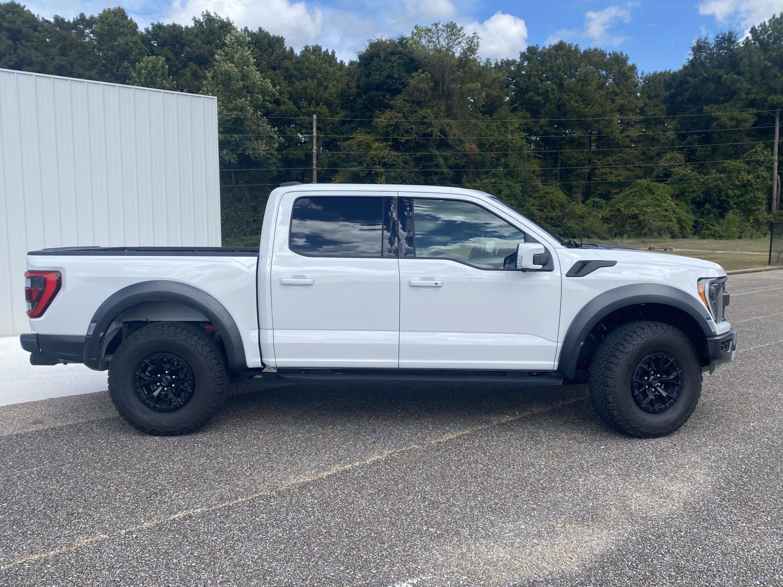 Used 2021 Ford F150 Raptor w/ Equipment Group 801A High AWD/4WD image 8
