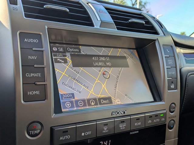 Used 2014 Lexus GX 460 w/ Premium Package AWD/4WD image 12