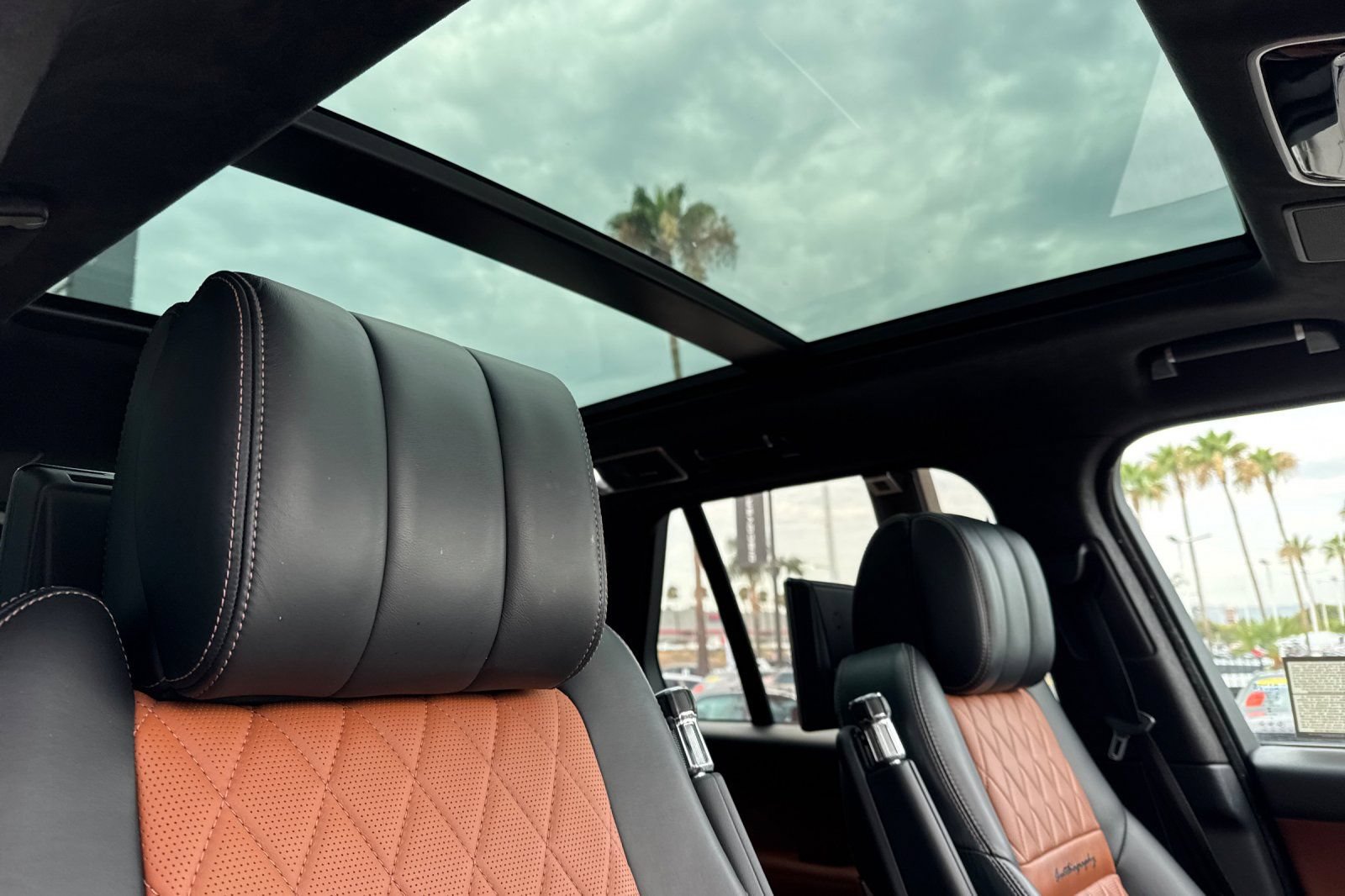 Used 2017 Land Rover Range Rover SV Autobiography Dynamic AWD/4WD image 19