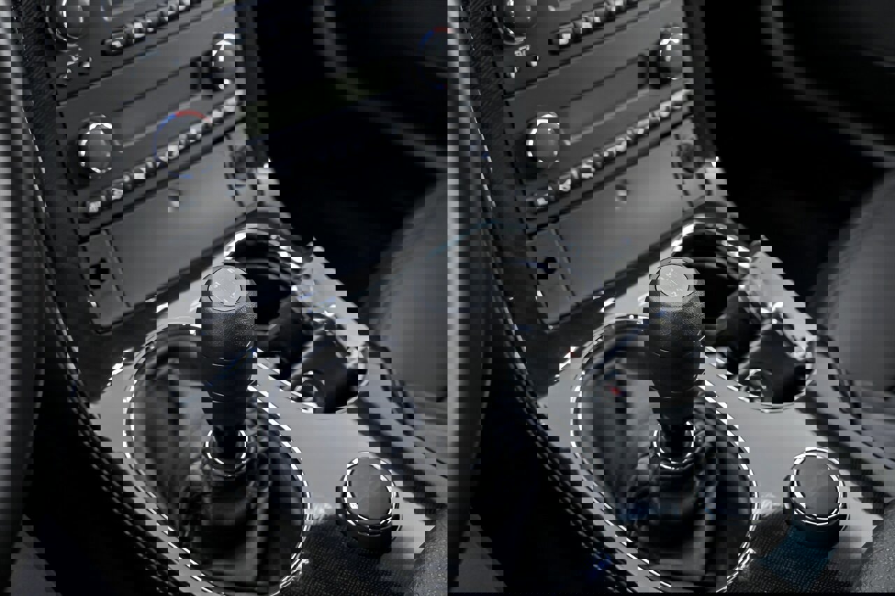 Used 2013 Chevrolet Corvette Z06 w/ Battery Protection Package image 34