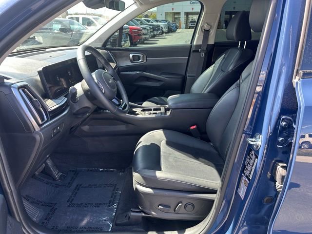 Used 2025 Kia Sorento X-Line EX image 2