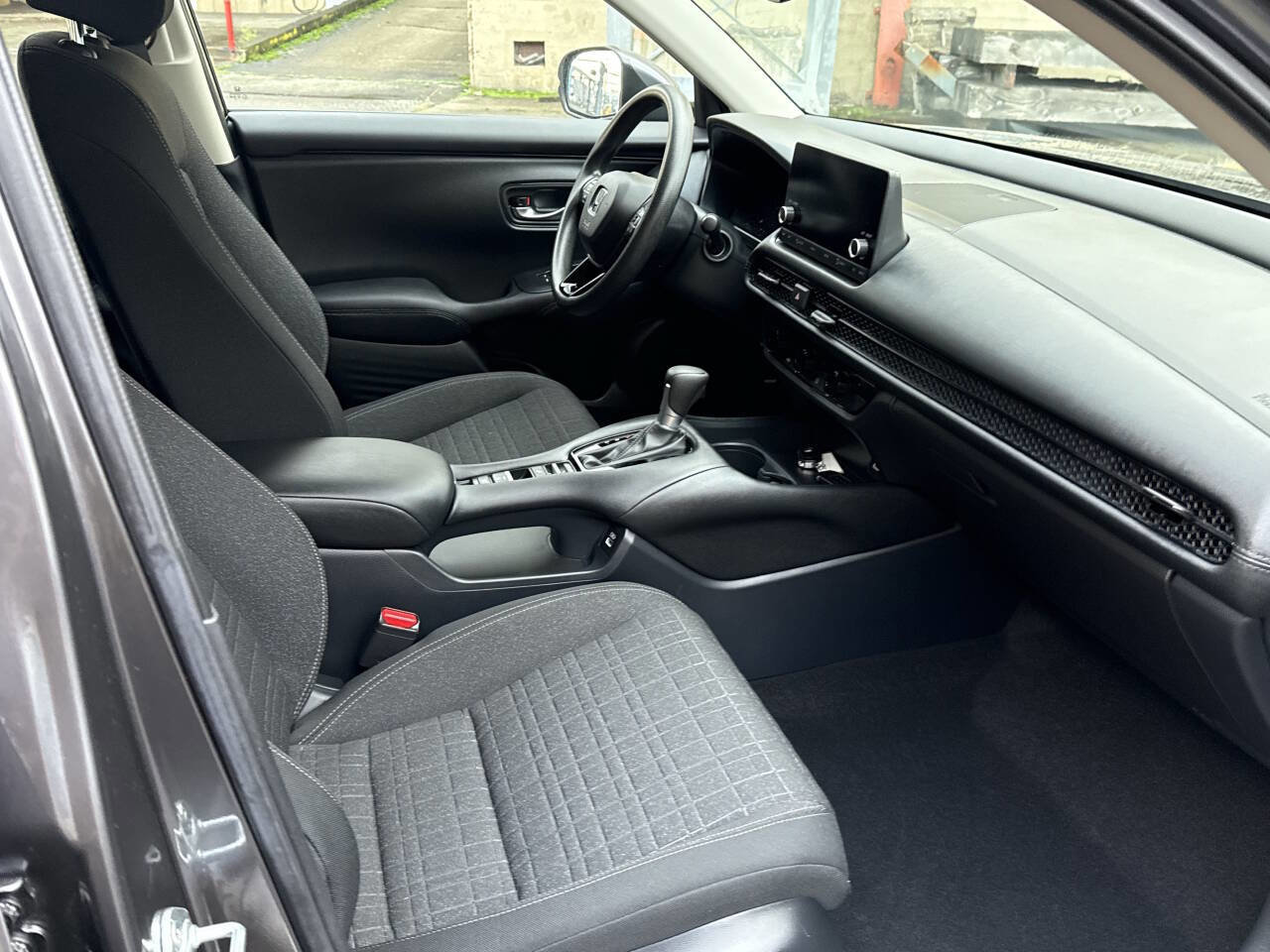 Used 2023 Honda HR-V LX image 7