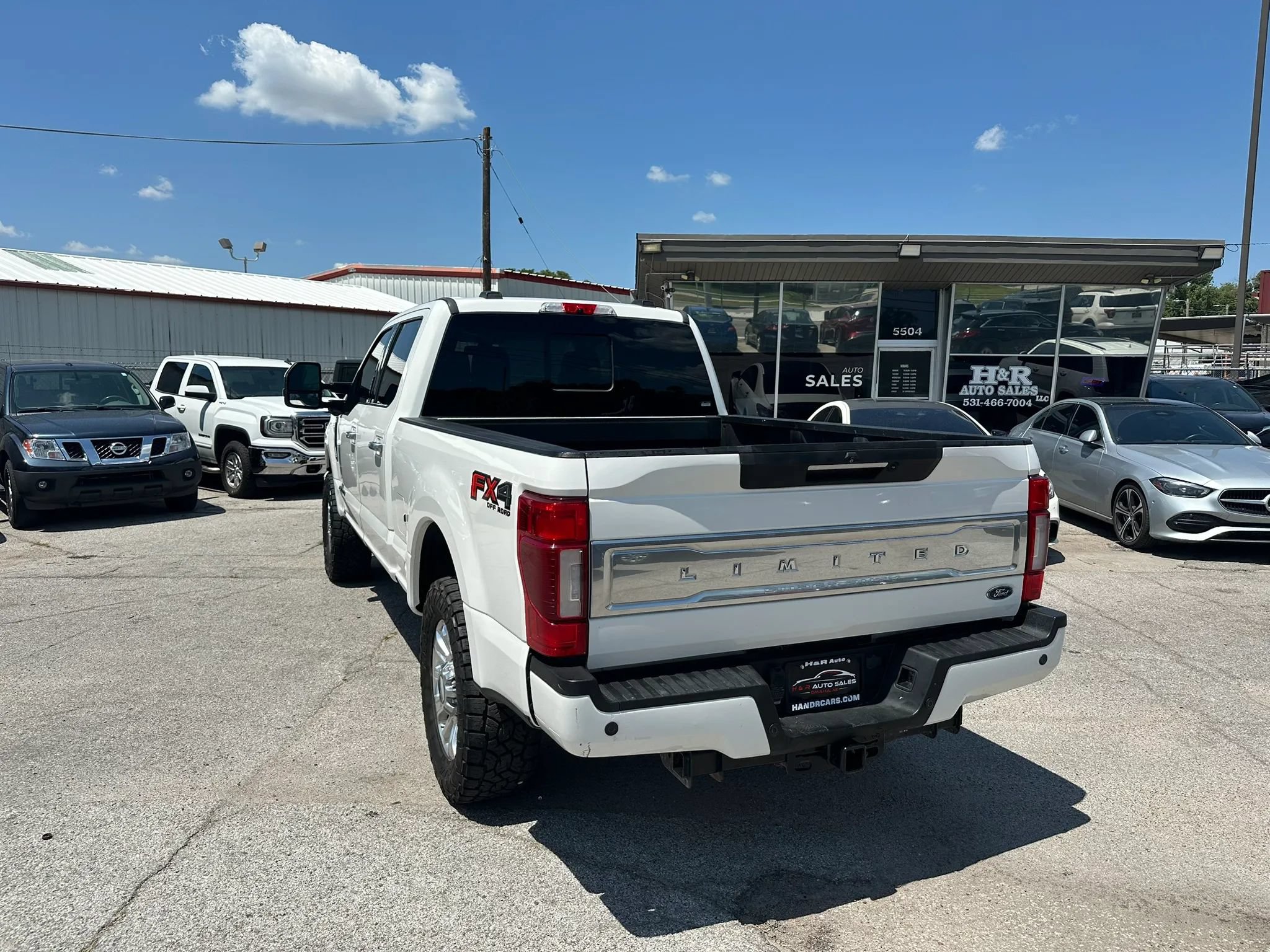 Used 2020 Ford F250 Limited w/ FX4 Off-Road Package AWD/4WD image 3