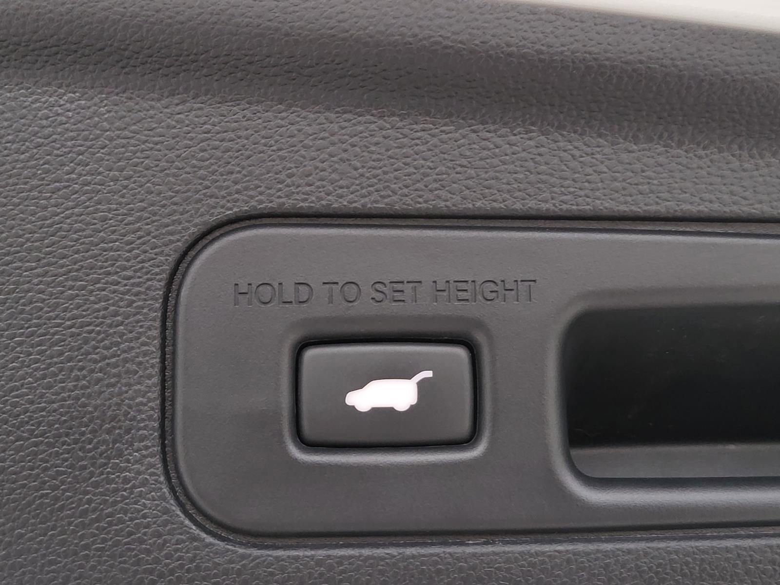 Certified 2024 Acura MDX A-Spec image 11