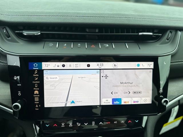 New 2026 Jeep Grand Cherokee Altitude image 20