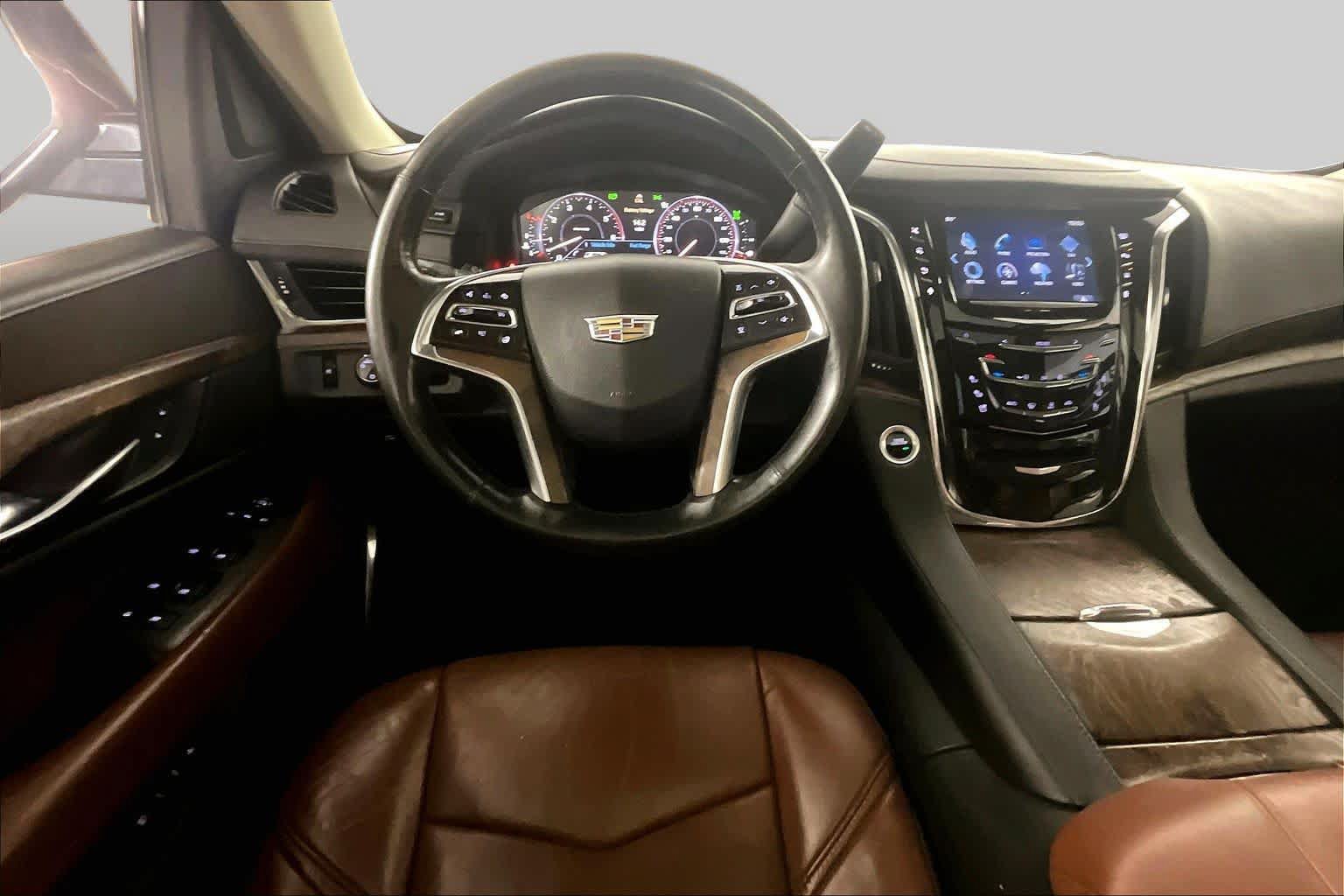 Used 2015 Cadillac Escalade ESV Premium RWD image 6