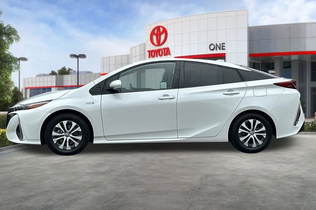 Used 2021 Toyota Prius Prime XLE image 8