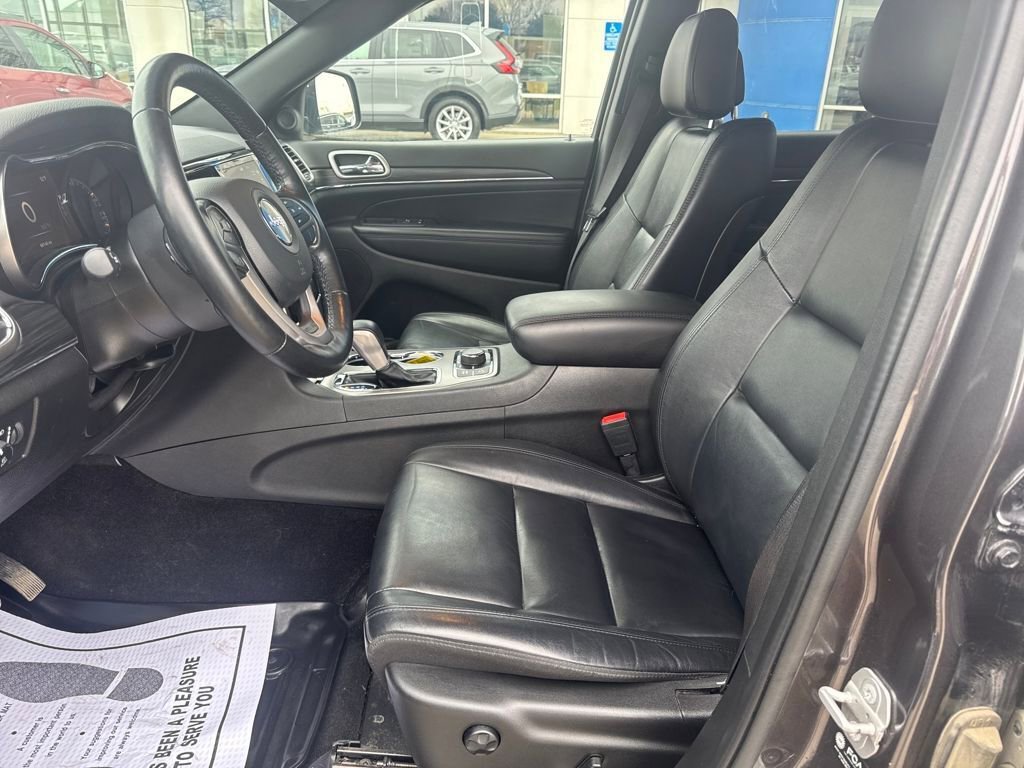 Used 2021 Jeep Grand Cherokee Limited w/ Trailer Tow Group IV image 10