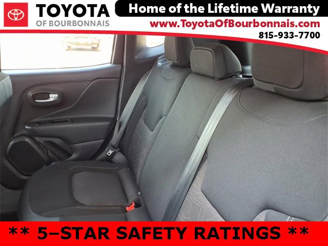 Used 2023 Jeep Renegade Latitude image 17