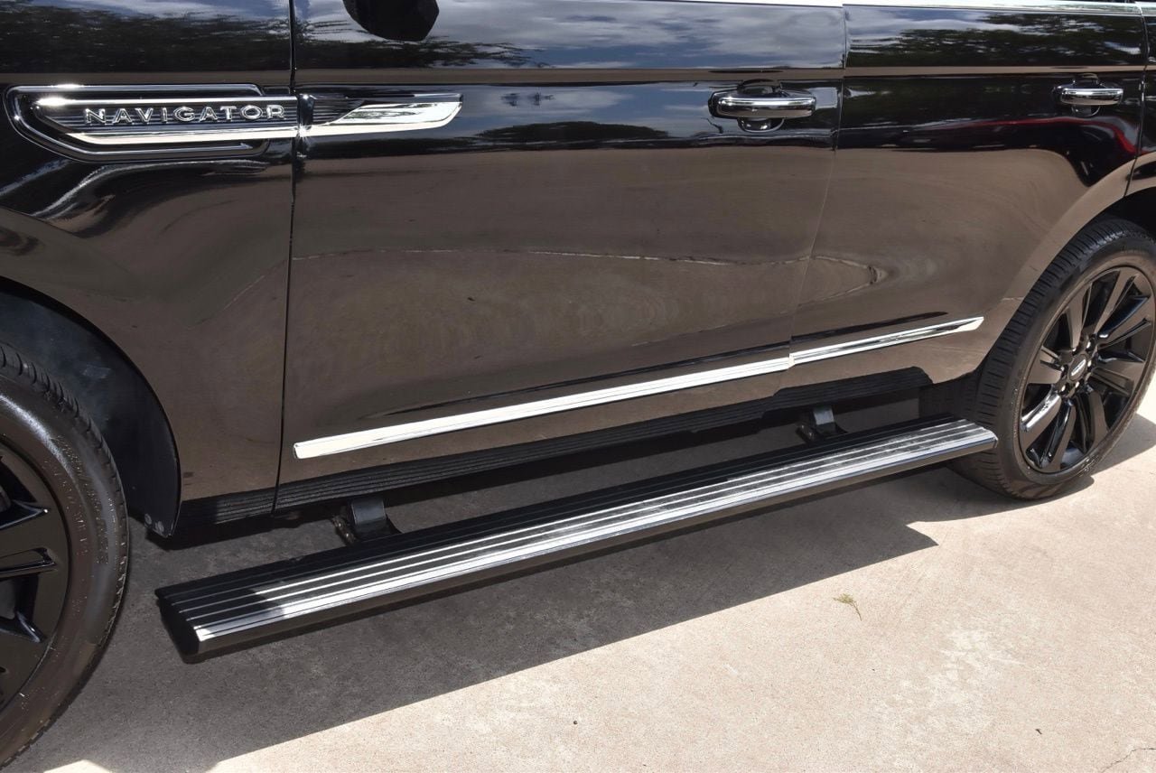 Certified 2024 Lincoln Navigator Reserve AWD/4WD image 37