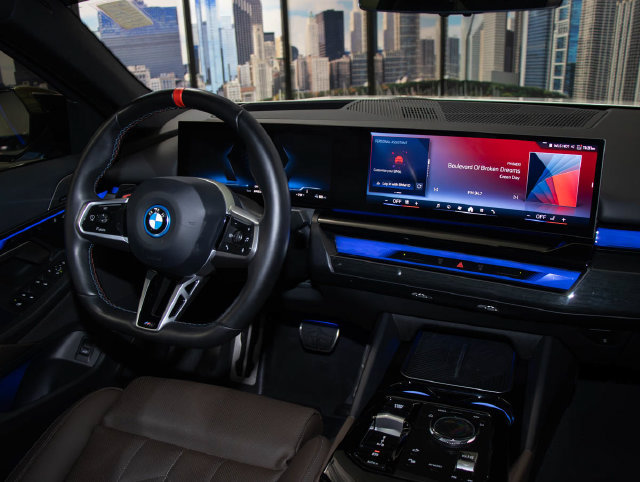 Used 2024 BMW i5 M60 w/ Premium Package AWD/4WD image 14