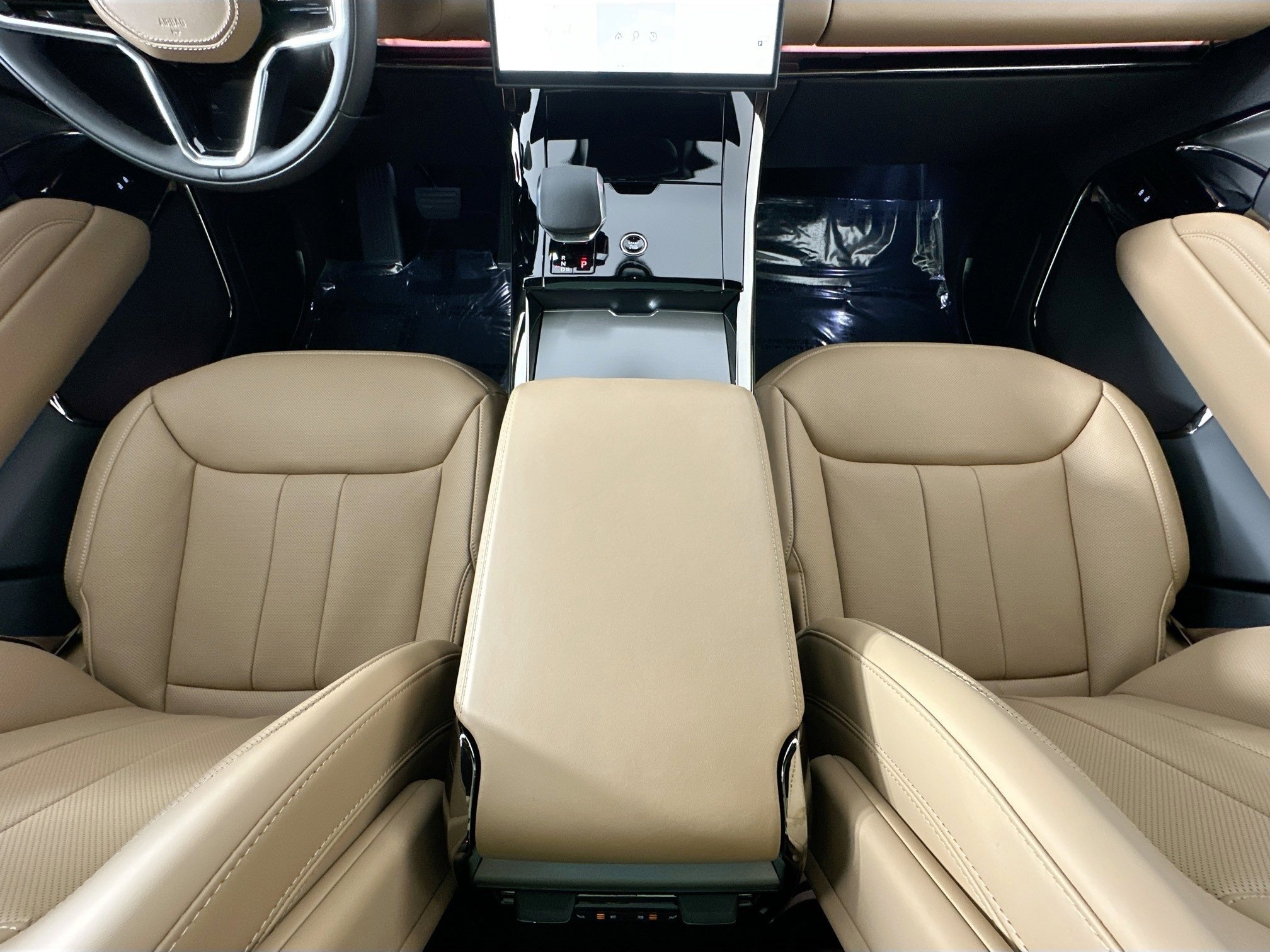 Used 2025 Land Rover Range Rover Sport SE image 21