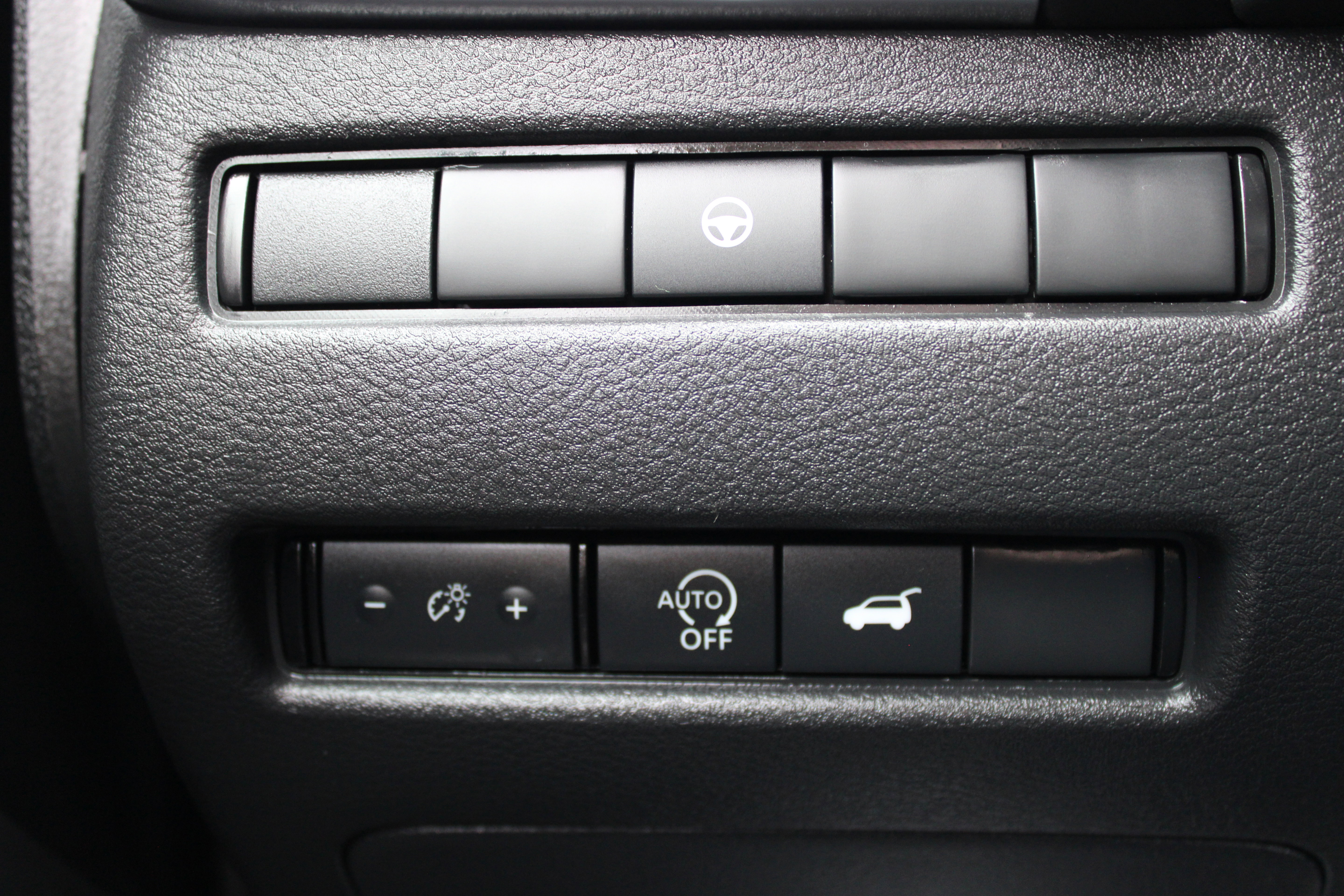 Certified 2024 Nissan Rogue SV w/ SV Premium Package AWD/4WD image 32