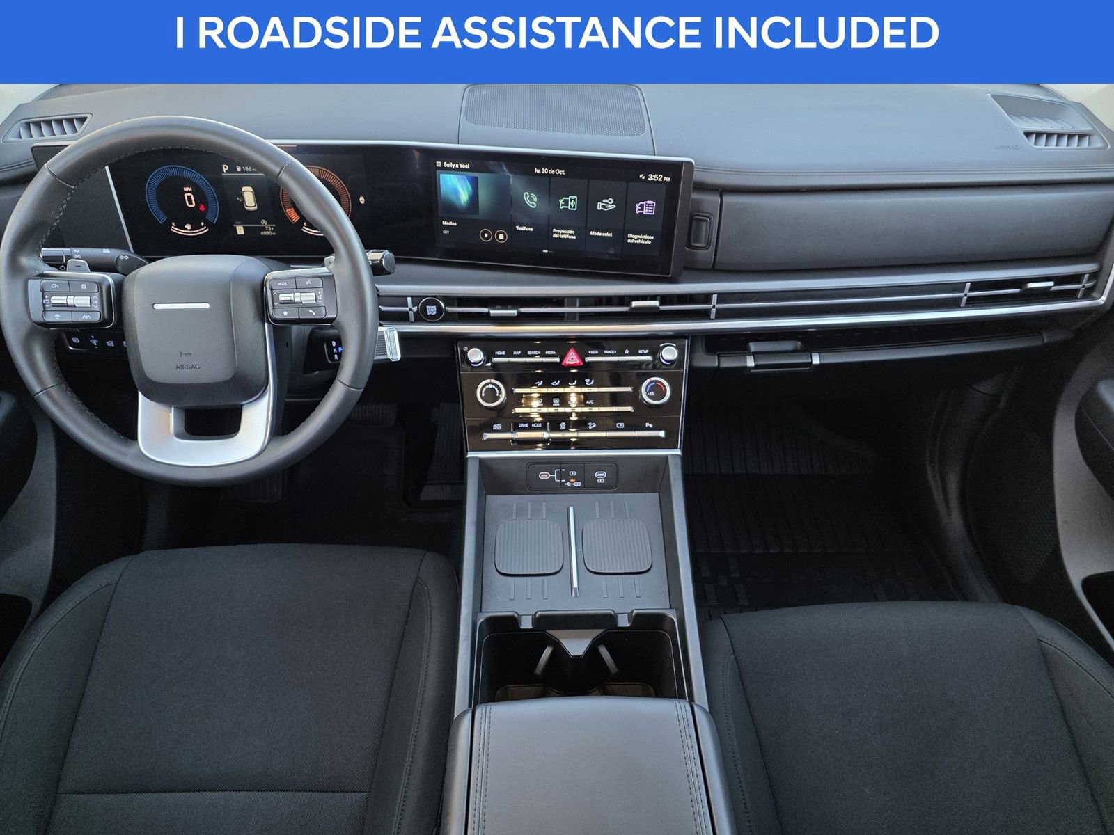 Used 2025 Hyundai Santa Fe SE image 11